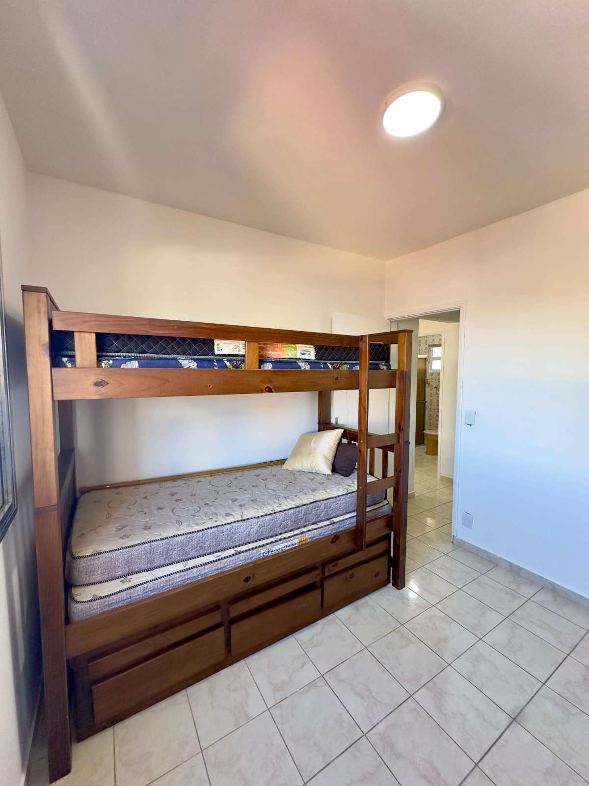  - Apartamento à venda, no Som Mar em Praia Grande, Caiçara, com 1 quarto, 36,48m²