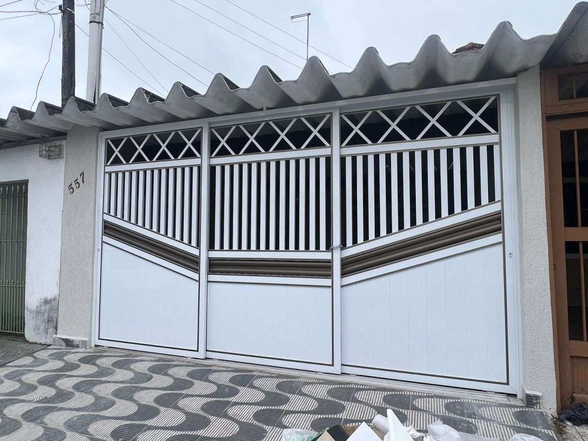 Casa à venda com 2 quartos, 71m² - Maracanã,Praia Grande