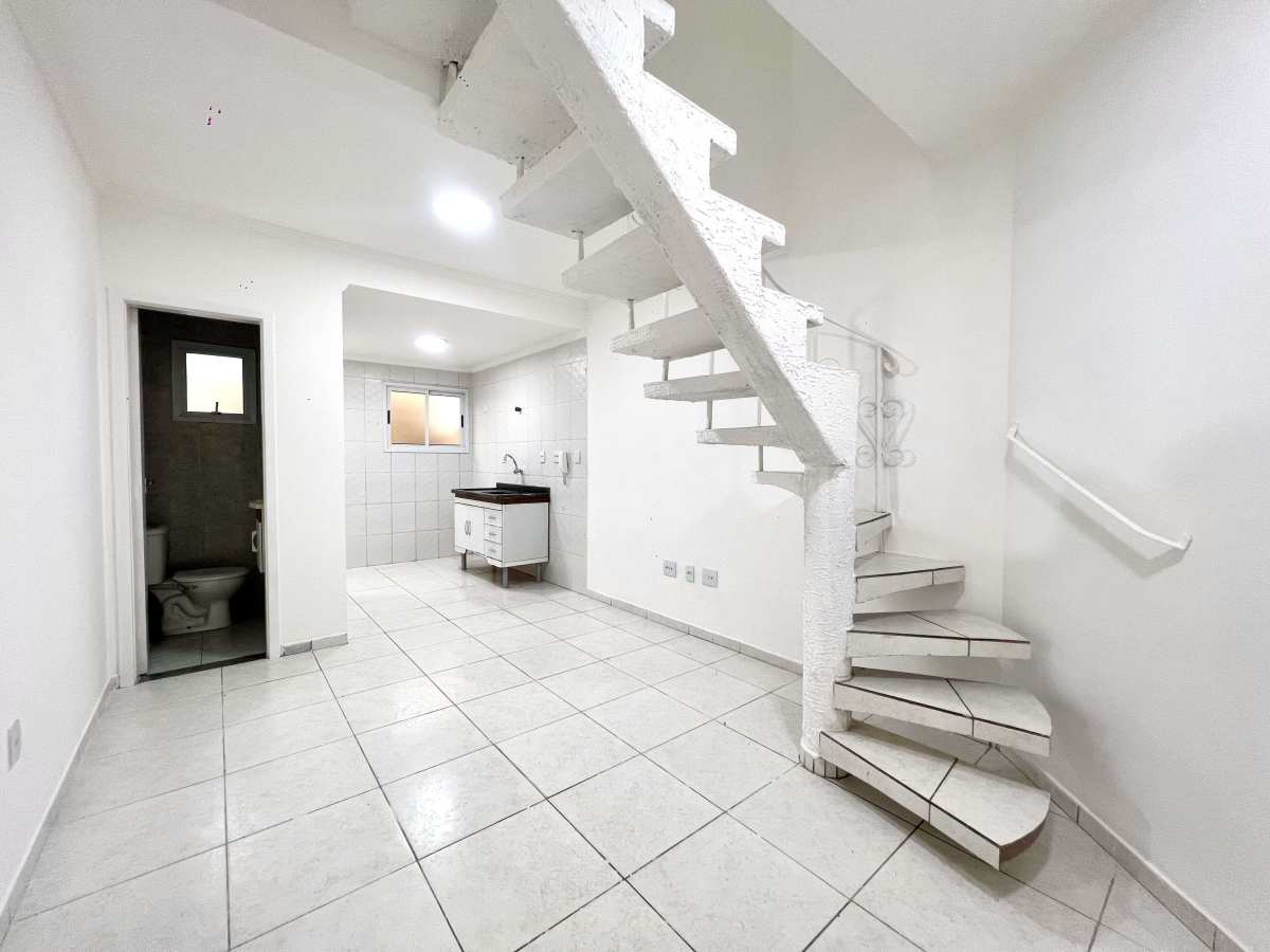 Casa de condomínio à venda com 2 quartos, 65,80m² - Canto do Forte,Praia Grande