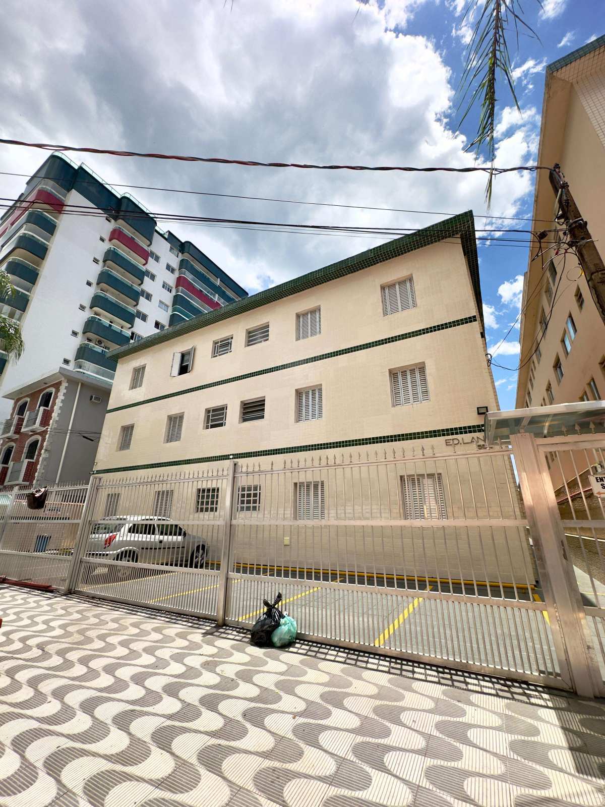 Kitnet à venda em Praia Grande, CANTO DO FORTE, 19m² - Felipe Cardoso Corretor de Imóveis em Praia Grande