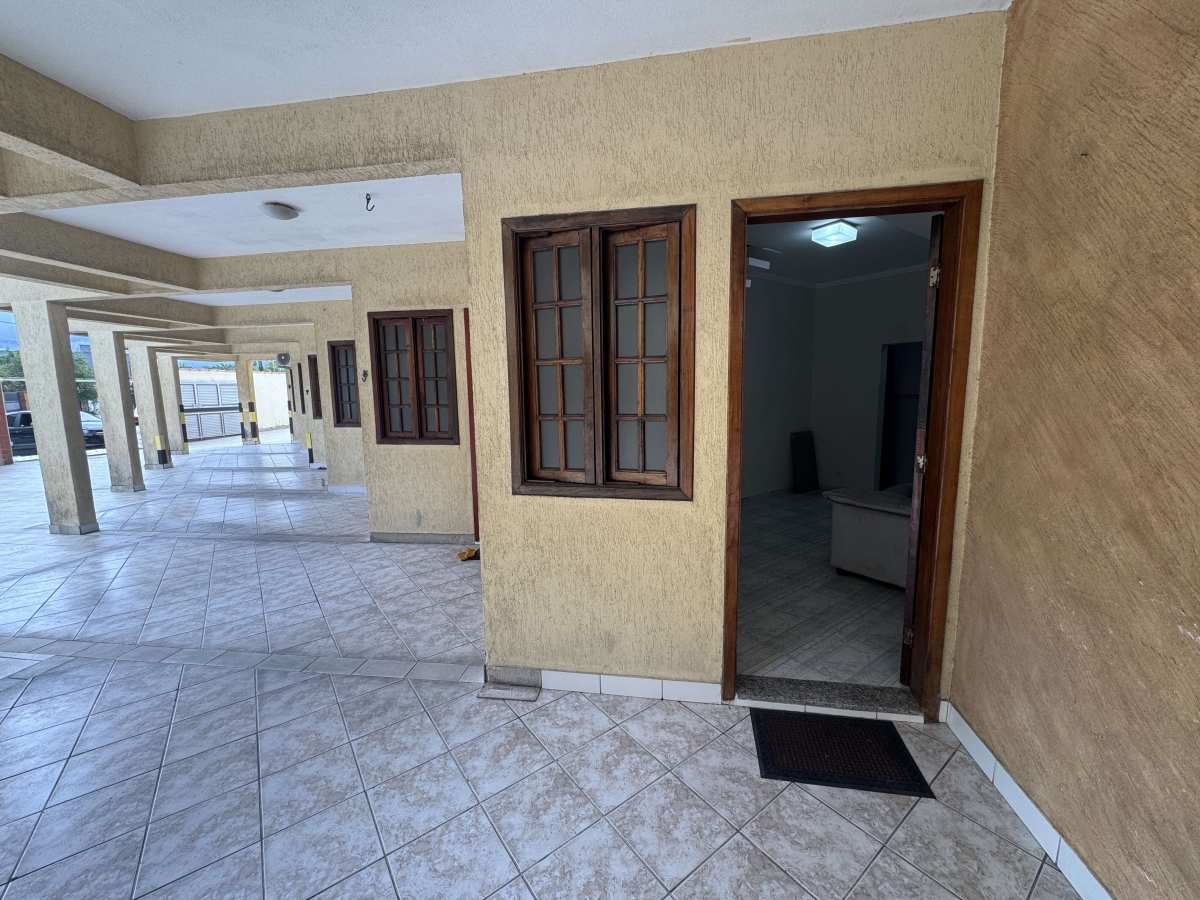 Sobrado em condomínio à venda com 2 quartos, 62m² - Guilhermina,Praia Grande